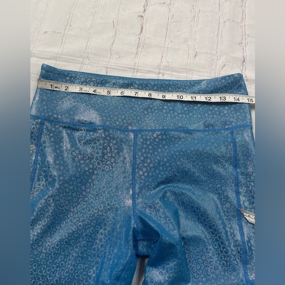 Zyia blue mermaid light n tight blue metallic crop leggings size 12 - Picture 6 of 9
